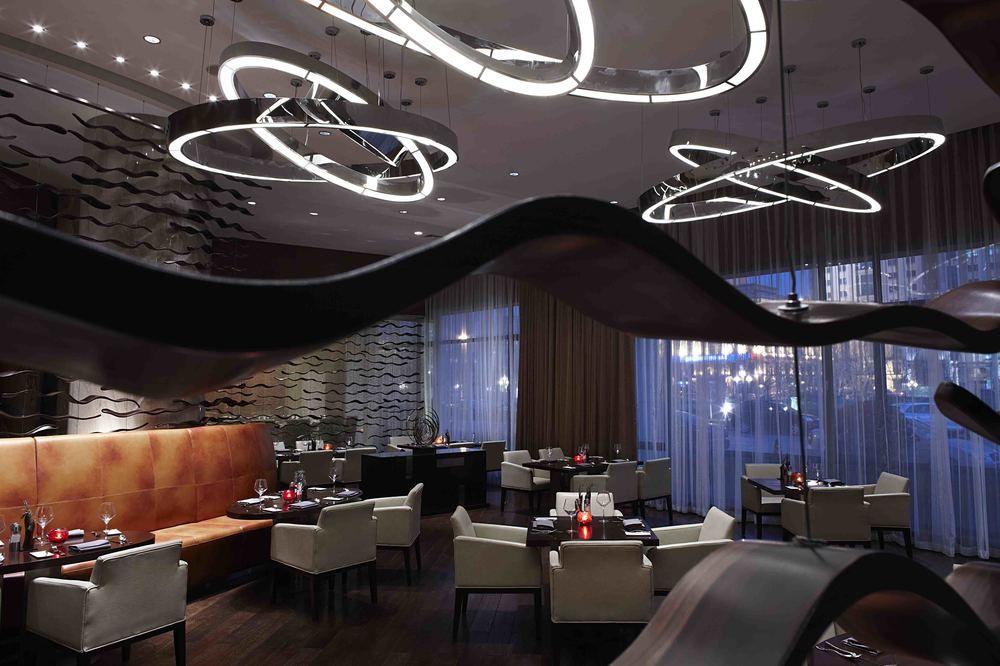 Renaissance Tianjin Lakeview Hotel Restaurante foto